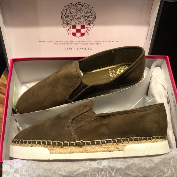 Vince Camuto Suede Slip-On Sneaker NWT - Picture 2 of 8